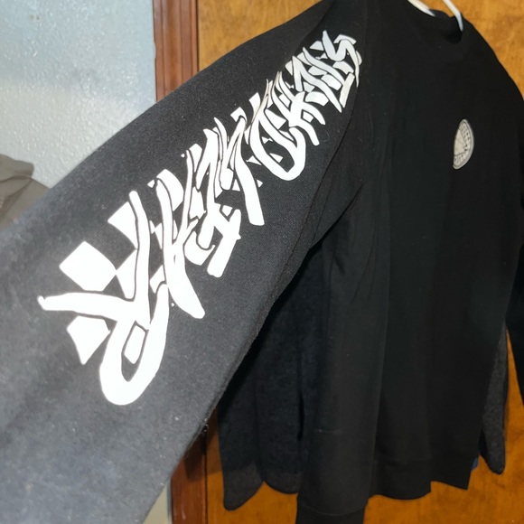 STLHD checkered crew neck - Picture 2 of 5